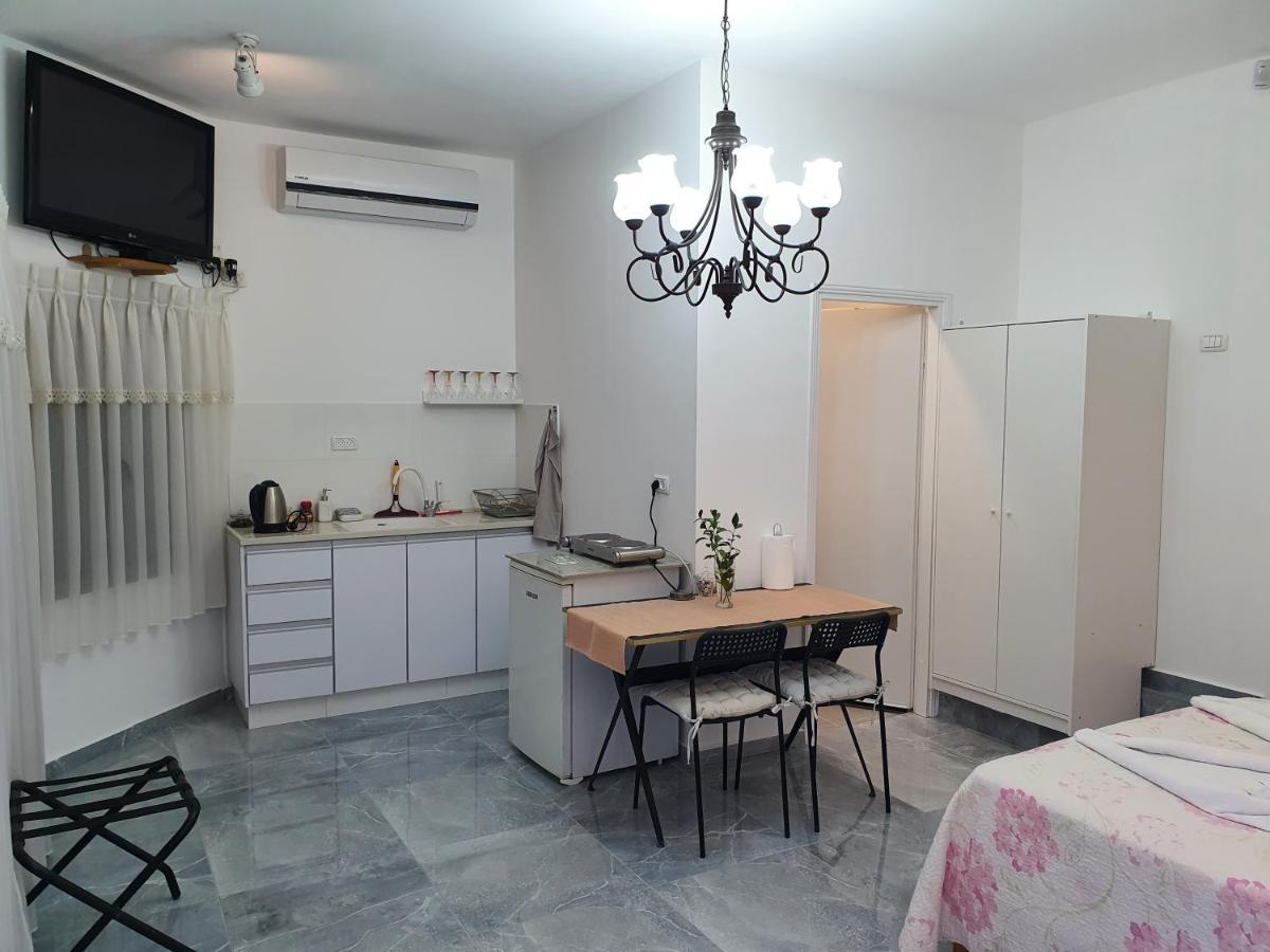Carmela Studio Арад Экстерьер фото